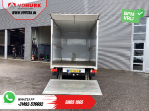 Mercedes-Benz Sprinter Furgoneta 516 2.2 CDI Furgoneta con plataforma elevadora / Euro 6 / Doble sistema de suspensión neumática / Alerón / Asiento con ajuste eléctrico / Cámara / Aire acondicionado / Gancho de remolque / 428 x 238 x 218