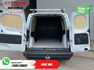 Mercedes-Benz Citan Furgon 110 CDI, automatyczna skrzynia biegów, 3 miejsca, CarPlay, podgrzewane fotele, kamera, tempomat, bagażniki dachowe, hak holowniczy