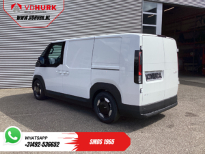 Kia PV5 Transporter Elite Executive 71,2 kWh 416 km WLTP L2 Wärmepumpe / 2 Schiebetüren / Sitzbelüftung / Sitzheizung / adaptive Geschwindigkeitsregelung / Lederausstattung / Navi / CarPlay / 3