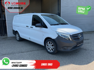 Furgoneta Mercedes-Benz Vito 114 CDI L2, 2 puertas correderas, LED, CarPlay, cámara, control de crucero, llantas de 17 pulgadas LMV y gancho de remolque