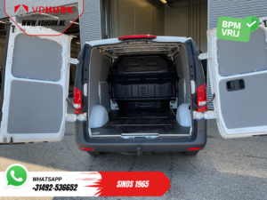 Furgoneta Mercedes-Benz Vito 114 CDI L2, 2 puertas correderas, LED, CarPlay, cámara, control de crucero, llantas de 17 pulgadas LMV y gancho de remolque