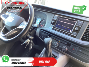 Furgoneta Volkswagen Transporter 2.0 TDI 150 pk, cambio automático, L2, control de crucero adaptativo, luces LED, CarPlay, calefacción de estacionamiento, calefacción en los asientos, cámara, aire acondicionado, gancho de remolque, PDC, equipamiento interior