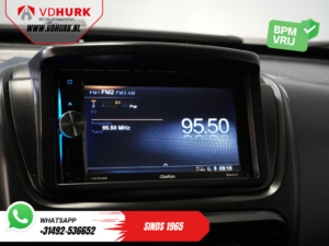 Furgoneta Opel Combo 1.3 CDTi L2 MARGE con navegador, aire acondicionado, control de crucero, PDC y gancho de remolque