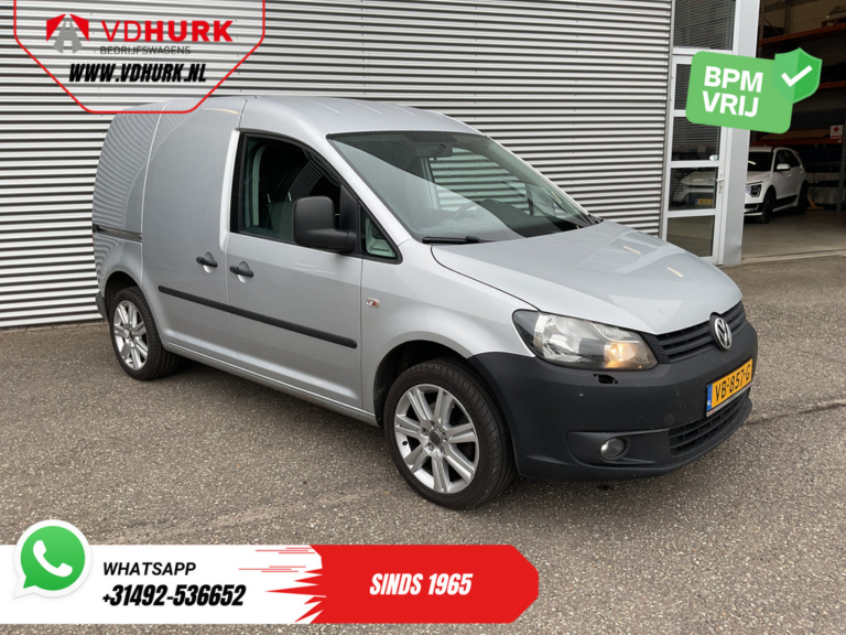 Furgoneta Volkswagen Caddy 1.6 TDI 100 pk EXPORT con CarPlay, correa de distribución, aire acondicionado, llantas de 17” LMV y gancho de remolque