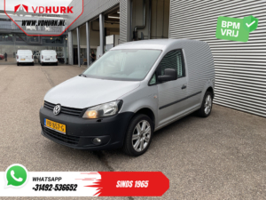 Furgoneta Volkswagen Caddy 1.6 TDI 100 pk EXPORT con CarPlay, correa de distribución, aire acondicionado, llantas de 17” LMV y gancho de remolque