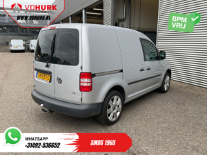 Furgoneta Volkswagen Caddy 1.6 TDI 100 pk EXPORT con CarPlay, correa de distribución, aire acondicionado, llantas de 17” LMV y gancho de remolque