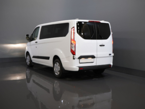 Ford Transit Custom Personenvervoer Tourneo 2.0 TDCI €28.352,- incl. BTW/BPM Trend Combi/ Kombi/ 9 Persoons/ 9 P/ Cruise/ PDC/ Airco