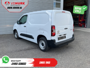 Furgoneta Toyota PROACE CITY 1.5 100 pk con CarPlay, aire acondicionado, cámara, control de crucero, PDC y DAB