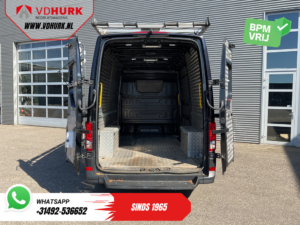 Volkswagen Crafter Transporter 2.0 TDI 140 PS DSG Automatik L3H3 CarPlay/ 270-Grad-Türen/ Navi/ Klimaanlage/ Rückfahrkamera/ Tempomat/ Dachgepäckträger + Leiter/ PDC