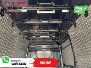Volkswagen Crafter Transporter 2.0 TDI 140 PS DSG Automatik L3H3 CarPlay/ 270-Grad-Türen/ Navi/ Klimaanlage/ Rückfahrkamera/ Tempomat/ Dachgepäckträger + Leiter/ PDC