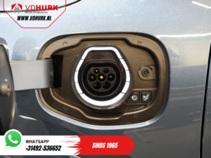 Ford Kuga SUV 2.5 PHEV 225 ch ST-Line X NL Boîte automatique / Toit panoramique / Régulateur de vitesse adaptatif / B&O / Alarme III / Hayon électrique / Attelage de remorque / Affichage tête haute / Chauffage des sièges / Chauffage du volant /