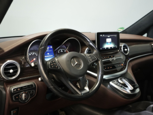 Mercedes-Benz V-Klasse Bestelbus 250d DC Dubbel Cabine Exclusive AMG/ Pano/ Stoelvent./ Mem.Stoelen/ Koelvak/ Adapt.Cruise/ 360 Camera/ Burmester/ Standkachel/ L