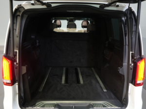 Mercedes-Benz V-Klasse Bestelbus 250d DC Dubbel Cabine Exclusive AMG/ Pano/ Stoelvent./ Mem.Stoelen/ Koelvak/ Adapt.Cruise/ 360 Camera/ Burmester/ Standkachel/ L