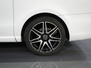 Mercedes-Benz V-Klasse Bestelbus 250d DC Dubbel Cabine Exclusive AMG/ Pano/ Stoelvent./ Mem.Stoelen/ Koelvak/ Adapt.Cruise/ 360 Camera/ Burmester/ Standkachel/ L
