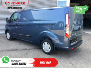 Ford Transit Custom Furgonetă 2.0 TDCI 130 CP L2 Trend Bi-Xenon / Capacitate de remorcare 2,8 t / CarPlay / Cameră de marșarier / PDC / Cruise Control / DAB / Aer condiționat