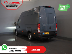 Mercedes-Benz Sprinter Bestelbus (Iveco Daily) 35S21HV 3.0 180 pk Aut. L2H3 LED/ 3.5t Trekverm./ Adapt.Cruise/ Carplay/ Gev.Stoel./ Climate/ Navi/ Camera/ Trekha