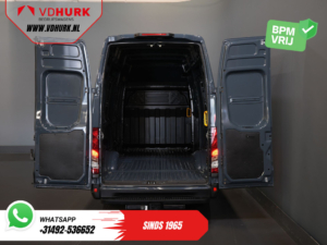 Mercedes-Benz Sprinter Bestelbus (Iveco Daily) 35S21HV 3.0 180 pk Aut. L2H3 LED/ 3.5t Trekverm./ Adapt.Cruise/ Carplay/ Gev.Stoel./ Climate/ Navi/ Camera/ Trekha