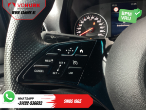 Mercedes-Benz Sprinter Furgonetă 317 CDI Automată L2H2 Scaun reglabil electric / Uși de 270 Gr. / Încălzire scaune / Cruise control / Sistem de navigație / Cameră / PDC