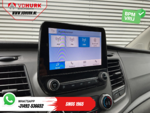 Ford Transit Custom Furgonetă 2.0 TDCI 130 CP L2 Trend CarPlay / capacitate de remorcare 2,8 t / cameră / PDC / cruise control / cârlig de remorcare / aer condiționat