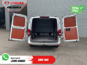Mercedes-Benz Vito Furgonetă 119 CDI Automată L2 LED/ Cruise control adaptiv/ Încălzire scaune/ CarPlay/ Navigație/ Cameră/ Climatizare/ PDC/ LMV/ Cârlig de remorcare