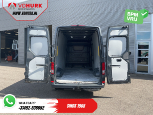 Volkswagen Crafter Bestelbus 35 2.0 TDI 180 pk DSG Aut. L4H3 LED/ Adapt.cruise/ Gev.stoel/ Stoelverw./ Massage/ Carplay/ Navi/ Climate/ Camera/ PDC/ Trekhaak