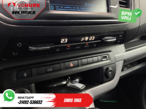 Furgone Peugeot Expert 2.0 HDI 125 pk con cruise control adattivo, climatizzatore, riscaldamento autonomo, CarPlay, telecamera, sensori di parcheggio, accesso senza chiave e gancio di traino