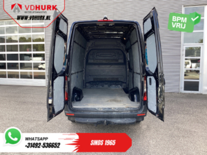 Mercedes-Benz Sprinter Фургон 317 CDI, автомат, L2H2, LED, електрично регульовані сидіння, підігрів сидінь, автономний обігрівач, CarPlay, круїз-контроль, камера, фаркоп