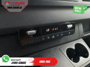 Mercedes-Benz Sprinter Фургон 214 CDI, автомат, L2, ЕКСПОРТ, адаптивний круїз-контроль, підігрів сидінь, автономний обігрівач, двері 270 мм, підігрів сидінь, CarPlay, навігація, камера, фаркоп, кондиціонер