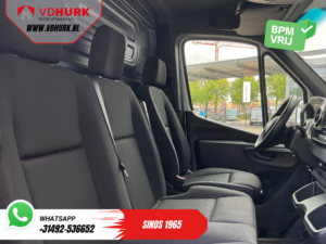 Furgoneta Mercedes-Benz Sprinter 317 CDI L2H2, cambio automático, luces LED, puertas de 270 grados, calefacción en los asientos, asiento calefactable, navegador, aire acondicionado, cámara, control de crucero y PDC