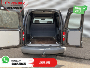 Furgoneta Volkswagen Caddy 2.0 SDI EXPORT con correa DB, aire acondicionado, control de crucero, llantas de 16” LMV, barras laterales y gancho de remolque