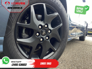 Ford Transit Custom Furgoneta 2.0 TDCI 170 CV Automática L2 Sport DC Doble cabina Tracción total/ 4x4/ 2 puertas correderas/ Control de crucero adaptativo/ Asiento eléctrico/ LED/ CarPlay/ Navegación/ Cámara/ PD