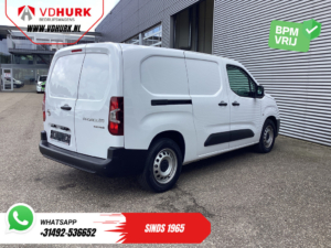 Toyota e-Proace City Bestelbus 50 kWh 320 km WLTP L2 3Pers./ LED/ Standkachel/ Stoelverw./ Stuurverw./ Carplay/ Camera/ PDC/ Cruise/ Airco