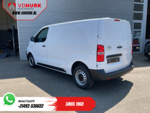 Toyota e-ProAce Worker Bestelbus 50 kWh 230 km WLTP Adapt.Cruise/ Snellader/ Standkachel/ Stuurverw./ Carplay/ Airco/ Camera/ PDC