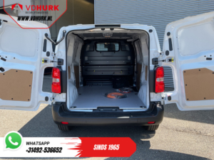 Toyota e-ProAce Worker Bestelbus 50 kWh 230 km WLTP Adapt.Cruise/ Snellader/ Standkachel/ Stuurverw./ Carplay/ Airco/ Camera/ PDC