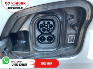 Toyota e-ProAce Worker Bestelbus 50 kWh 230 km WLTP Adapt.Cruise/ Snellader/ Standkachel/ Stuurverw./ Carplay/ Airco/ Camera/ PDC