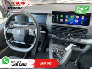 Furgonetă Peugeot Expert 2.0 HDi 145 CP DC cu cabină dublă, LED/CarPlay/2 uși glisante/Virtual Cockpit/Keyless/climatizare/cameră de marșarier/jante de 17’ LMV/PDC/bară de remorcare