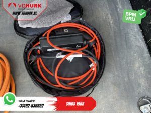 Toyota e-ProAce City 50 kWh 320 km WLTP L2 3 persoane / LED / Încălzire autonomă / Încărcător rapid / 2 uși glisante / Aer condiționat / Cruise control / PDC / DAB Furgonetă 