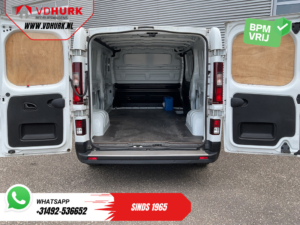 Renault Trafic Furgonetă 2.0 dCi 150 CP, transmisie automată, L2, Olanda, Auto/ LED/ CarPlay/ Cameră de marșarier/ Cruise control/ Aer condiționat/ Jante de 16’ LMV/ Trepte laterale/ PDC