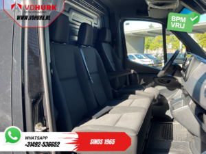 Mercedes-Benz Sprinter furgon 317 CDI L2H2 z automatyczną skrzynią biegów, oświetleniem LED, drzwiami o szerokości 270 Gr., podgrzewanymi fotelami, nawigacją, kamerą, tempomatem i klimatyzacją