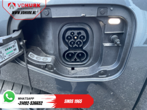 CUPRA Terramar SUV 1.5 TSI e-Hybrid 272 pk VZ Limited Panoramic roof/ Head-up display/ Sennheiser/ 360° camera/ Matrix headlights/ Fast charger/ Electric tailgate/ Electric tow bar/ Memory/ S