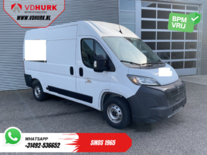 Peugeot Boxer Van 2.2 HDi 140 pk L2H2 270Gr. Doors/ Camera/ PDC/ DAB/ Cruise control/ Air conditioning