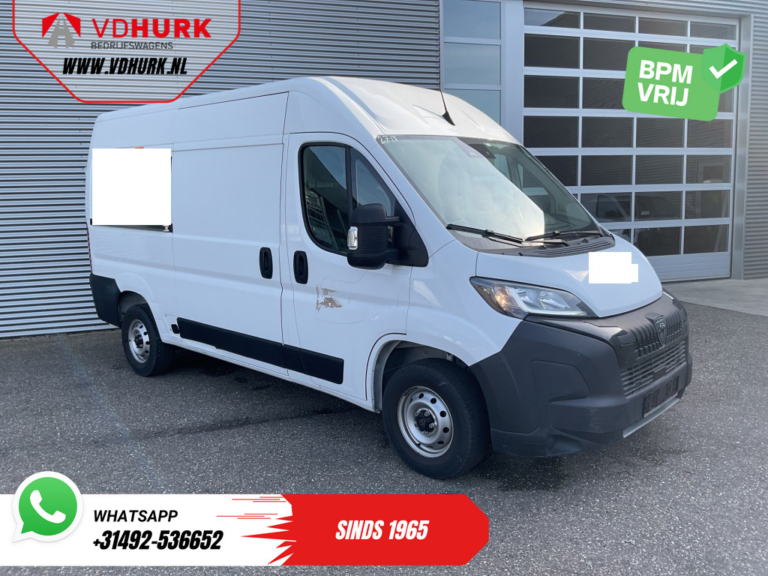 Peugeot Boxer Van 2.2 HDi 140 pk L2H2 270Gr. Doors/ Camera/ PDC/ DAB/ Cruise control/ Air conditioning