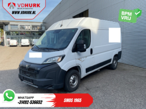 Peugeot Boxer Van 2.2 HDi 140 pk L2H2 270Gr. Doors/ Camera/ PDC/ DAB/ Cruise control/ Air conditioning