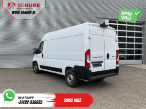 Peugeot Boxer Van 2.2 HDi 140 pk L2H2 270Gr. Doors/ Camera/ PDC/ DAB/ Cruise control/ Air conditioning