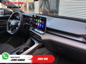 CUPRA Terramar SUV 1.5 TSI e-Hybrid 272 pk VZ Limited z panoramicznym dachem / wyświetlaczem head-up / systemem audio Sennheiser / kamerą 360° / reflektorami Matrix / szybką ładowarką / elektrycznie sterowaną klapą bagażnika / elektrycznym hakiem holowniczym / pamięcią ustawień / S