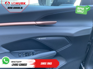 CUPRA Terramar SUV 1.5 TSI e-Hybrid 272 pk VZ Limited z panoramicznym dachem / wyświetlaczem head-up / systemem audio Sennheiser / kamerą 360° / reflektorami Matrix / szybką ładowarką / elektrycznie sterowaną klapą bagażnika / elektrycznym hakiem holowniczym / pamięcią ustawień / S