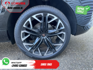 CUPRA Terramar SUV 1.5 TSI e-Hybrid 272 pk VZ Limited z panoramicznym dachem / wyświetlaczem head-up / systemem audio Sennheiser / kamerą 360° / reflektorami Matrix / szybką ładowarką / elektrycznie sterowaną klapą bagażnika / elektrycznym hakiem holowniczym / pamięcią ustawień / S
