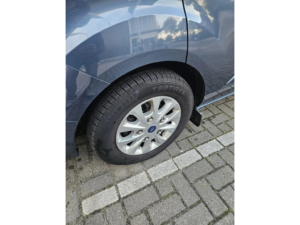 Ford Transit Custom – samochód dostawczy 300 2.0 TDCI L2H1 Limited DC MARGE