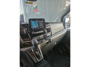 Ford Transit Custom – samochód dostawczy 300 2.0 TDCI L2H1 Limited DC MARGE