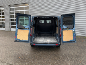 Ford Transit Custom Fourgon 300 2.0 TDCI Automatique L2 Limited DC Double cabine MARGE Bi-xénon / 2 portes coulissantes / Régulateur de vitesse adaptatif / Chauffage des sièges / CarPlay / Caméra / Avertisseur de distance avant / Climatisation
